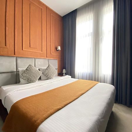 בריסל Hotel Esperance מראה חיצוני תמונה