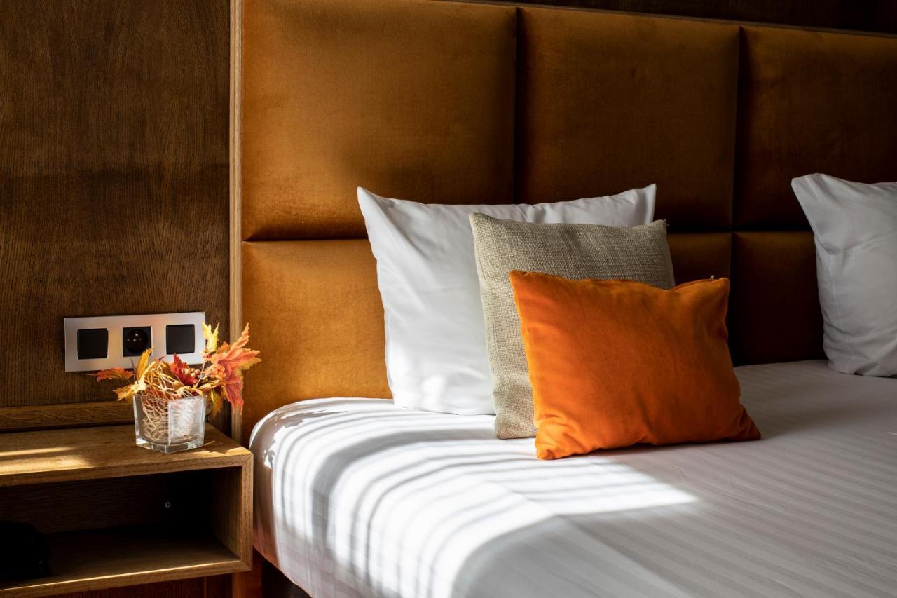 בריסל Hotel Esperance מראה חיצוני תמונה