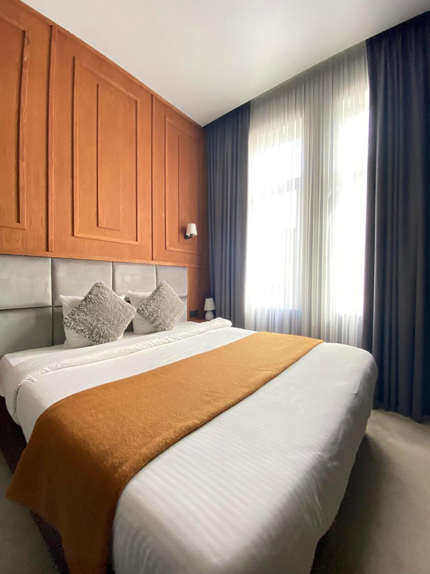 בריסל Hotel Esperance מראה חיצוני תמונה