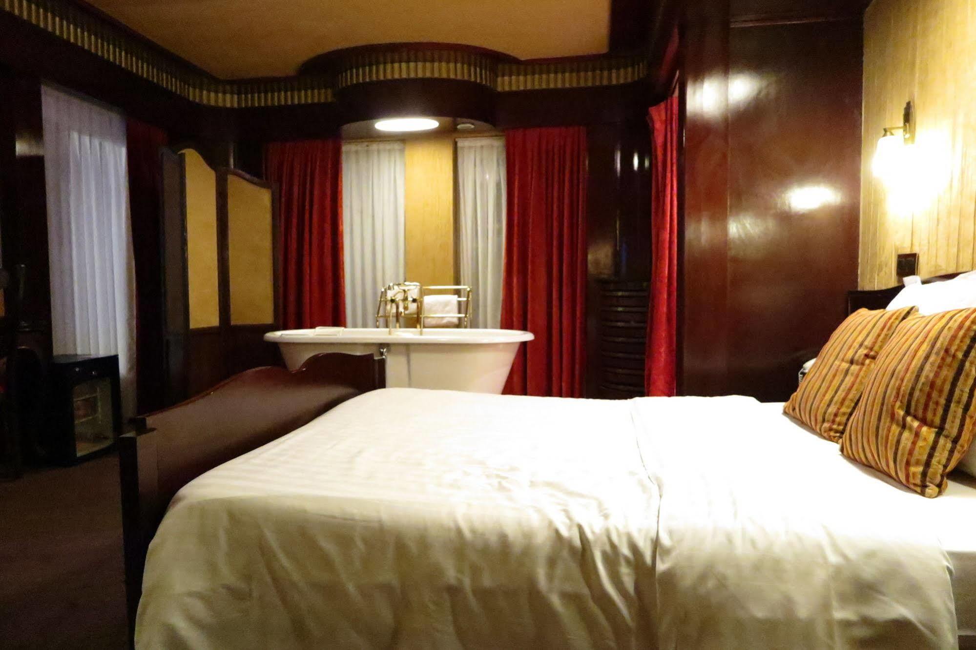 בריסל Hotel Esperance מראה חיצוני תמונה