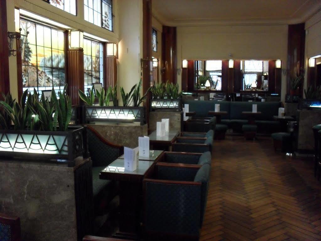 בריסל Hotel Esperance מראה חיצוני תמונה