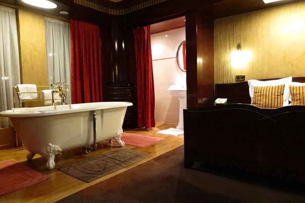 בריסל Hotel Esperance מראה חיצוני תמונה