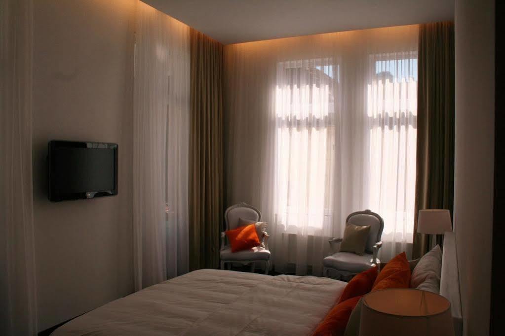בריסל Hotel Esperance מראה חיצוני תמונה